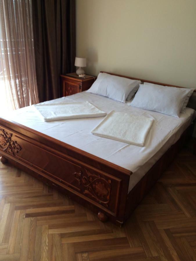 Cozy Guest House In Old บาทูมิ ภายนอก รูปภาพ